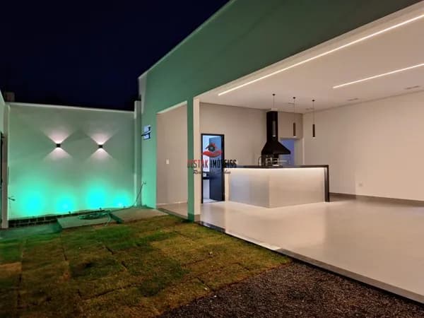 Casa com 3 quartos à venda, bairro Jardim Europa - Uberlândia/MG