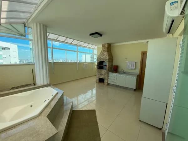 Apartamento Duplex com 3 quartos à venda no Bairro Santa Mônica - Uberlândia/MG