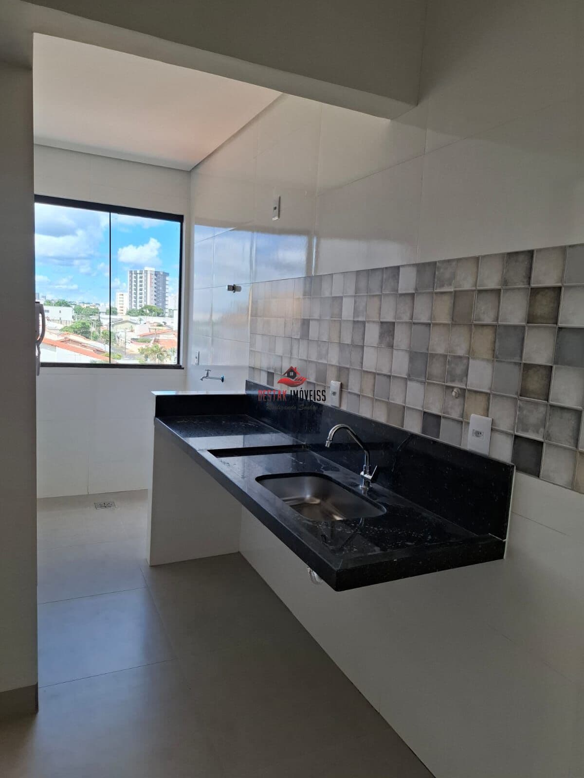 Apartamento à venda no bairro Santa Monica - Uberlandia - MG