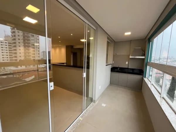 Apartamento com 3 quartos à venda bairro Saraiva - Uberlândia/MG