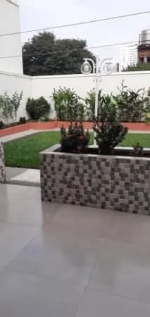Casa com 3 quartos à venda, bairro Rezende Junqueira - Uberlândia/MG