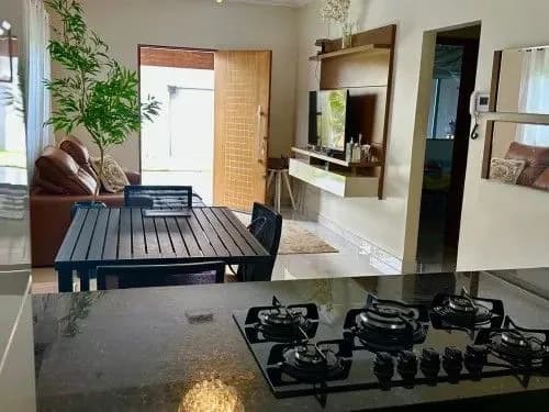 Casa com 3 quartos à venda, Bairro Santa Mônica - Uberlândia/MG