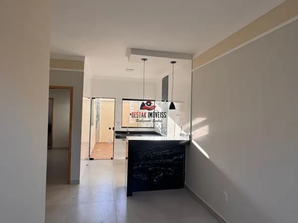 Casa com 2 quartos à venda, Bairro Jardim Canaã - Uberlândia/MG