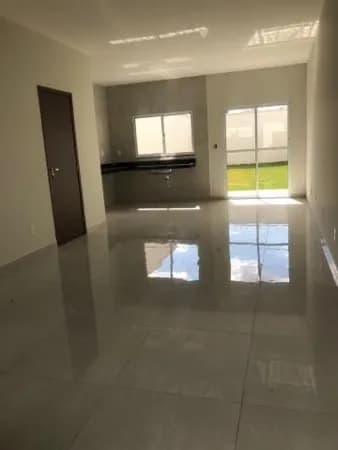 Casa com 3 quartos à venda no Bairro Laranjeiras - Uberlândia/MG