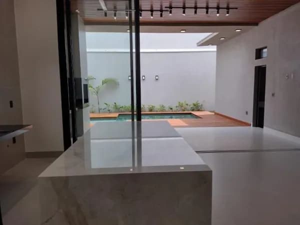 Casa com 4 quartos à venda Condomínio Jardins Barcelona - Uberlândia/MG