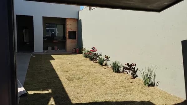 Casa com 3 quartos à venda bairro Life 1 - Uberlândia/MG