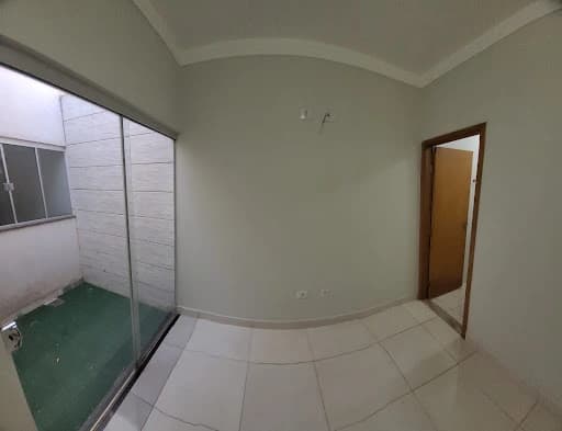 Casa em Uberlândia - Novo Mundo