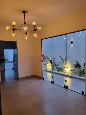 Casa com 3 quartos à venda no Bairro Jardim Europa - Uberlândia/MG