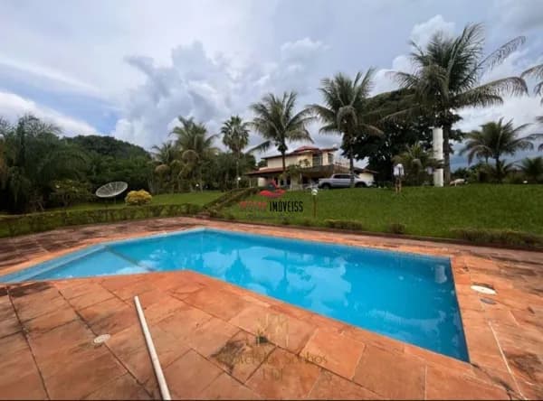 Sobrado com 4 quartos à venda, Morada do Sol - Uberlândia/MG