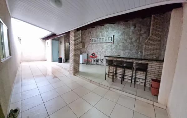 Casa com 3 quartos à venda, bairro Jardim Holanda - Uberlândia/MG
