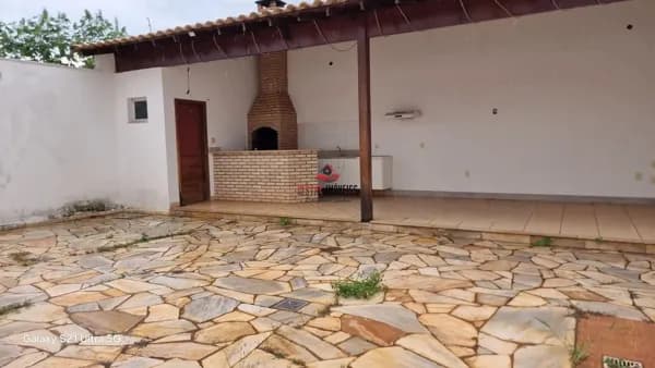 Casa com 3 quartos à venda, 400 m² - Jardim Karaíba - Uberlândia/MG