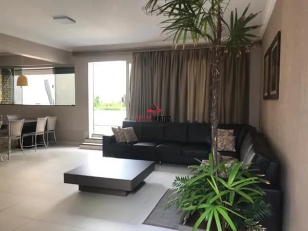 Casa com 5 quartos à venda no Bairro Presidente Roosevelt - Uberlândia/MG