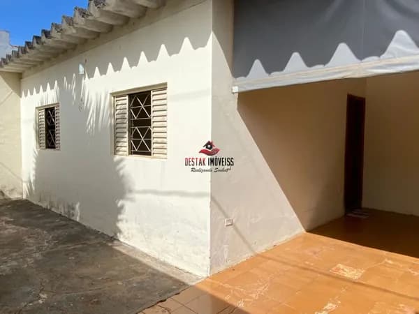 Casa com 3 quartos à venda bairro Tubalina - Uberlândia/MG