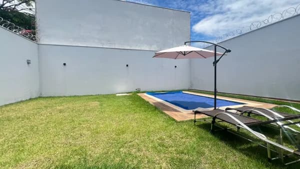Casa com 3 quartos à venda, bairro Cidade Jardim - Uberlândia/MG