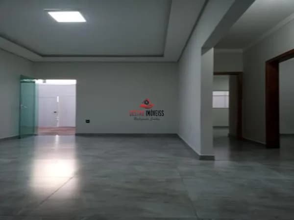 Casa em Uberlândia - Loteamento Monte Hebron
