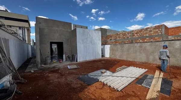 Casa com 2 quartos à venda, Bairro Novo Mundo - Uberlândia/MG