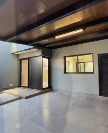 Sobrado em Uberlândia - Cidade Jardim