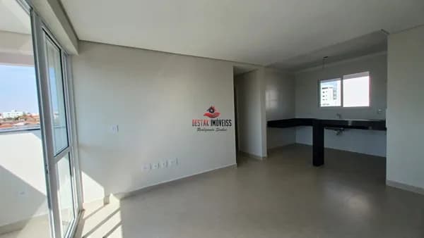 Apartamento com 3 quartos à venda no Bairro Santa Mônica - Uberlândia/MG