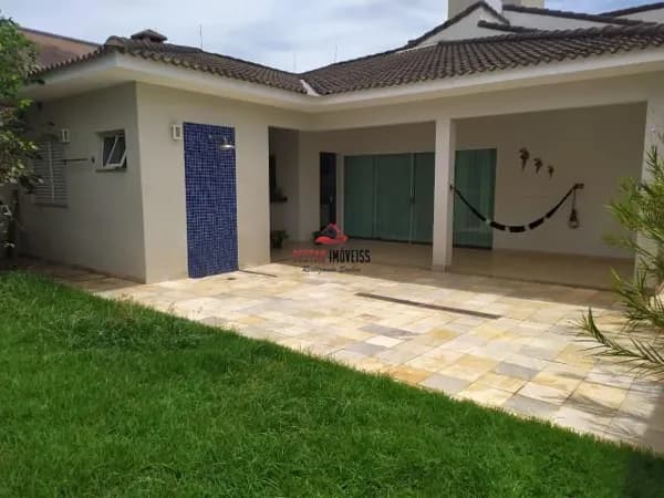 Casa com 4 quartos à venda no Bairro Santa Maria - Uberlândia/MG