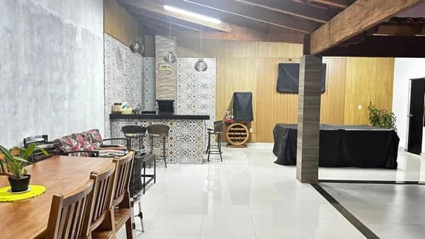 Casa com 3 quartos à venda, bairro Jardim Botânico - Uberlândia/MG