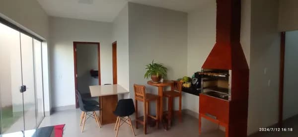 Casa com 3 quartos à venda, bairro Portal do Vale - Uberlândia/MG