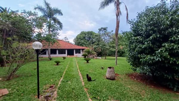 Casa com 8 quartos à venda, bairro Morada do Sol - Uberlândia/MG