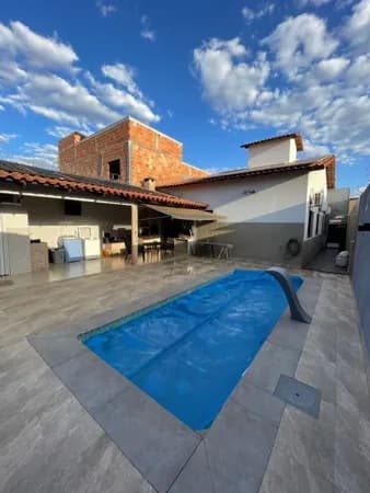 Casa com 3 quartos à venda bairro Jardim Patrícia - Uberlândia/MG