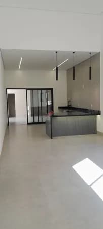 Casa com 3 quartos à venda no Bairro Cidade Jardim - Uberlândia/MG