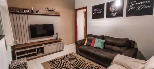 Casa com 3 quartos à venda no Bairro Jardim das Palmeiras - Uberlândia/MG