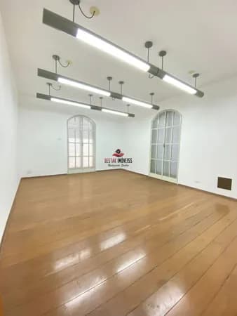 Casa com 4 quartos à venda no Bairro Martins - Uberlândia/MG