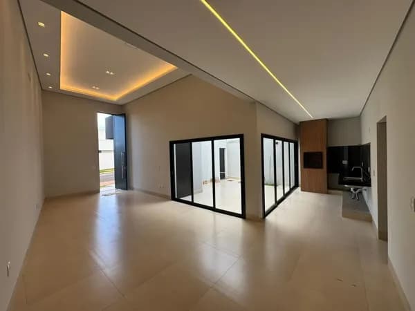 Casa com 3 quartos à venda no Condomínio Raros - Uberlândia/MG