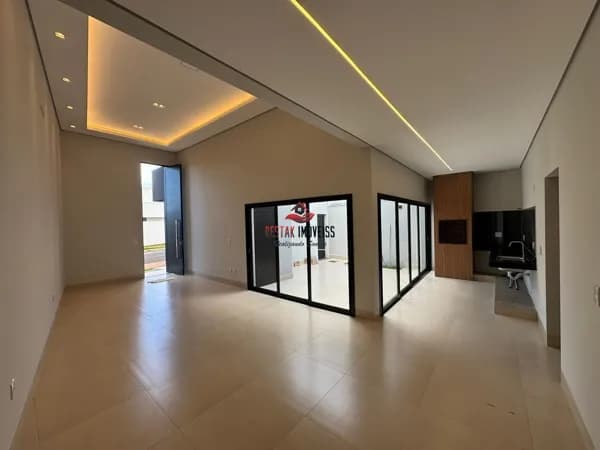 Casa com 3 quartos à venda no Condomínio Raros - Uberlândia/MG