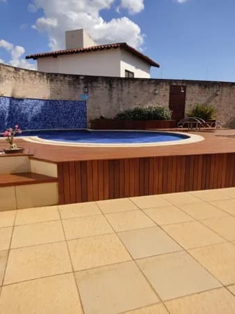 Sobrado com 4 quartos à venda no Bairro Jardim das Acácias - Uberlândia/MG