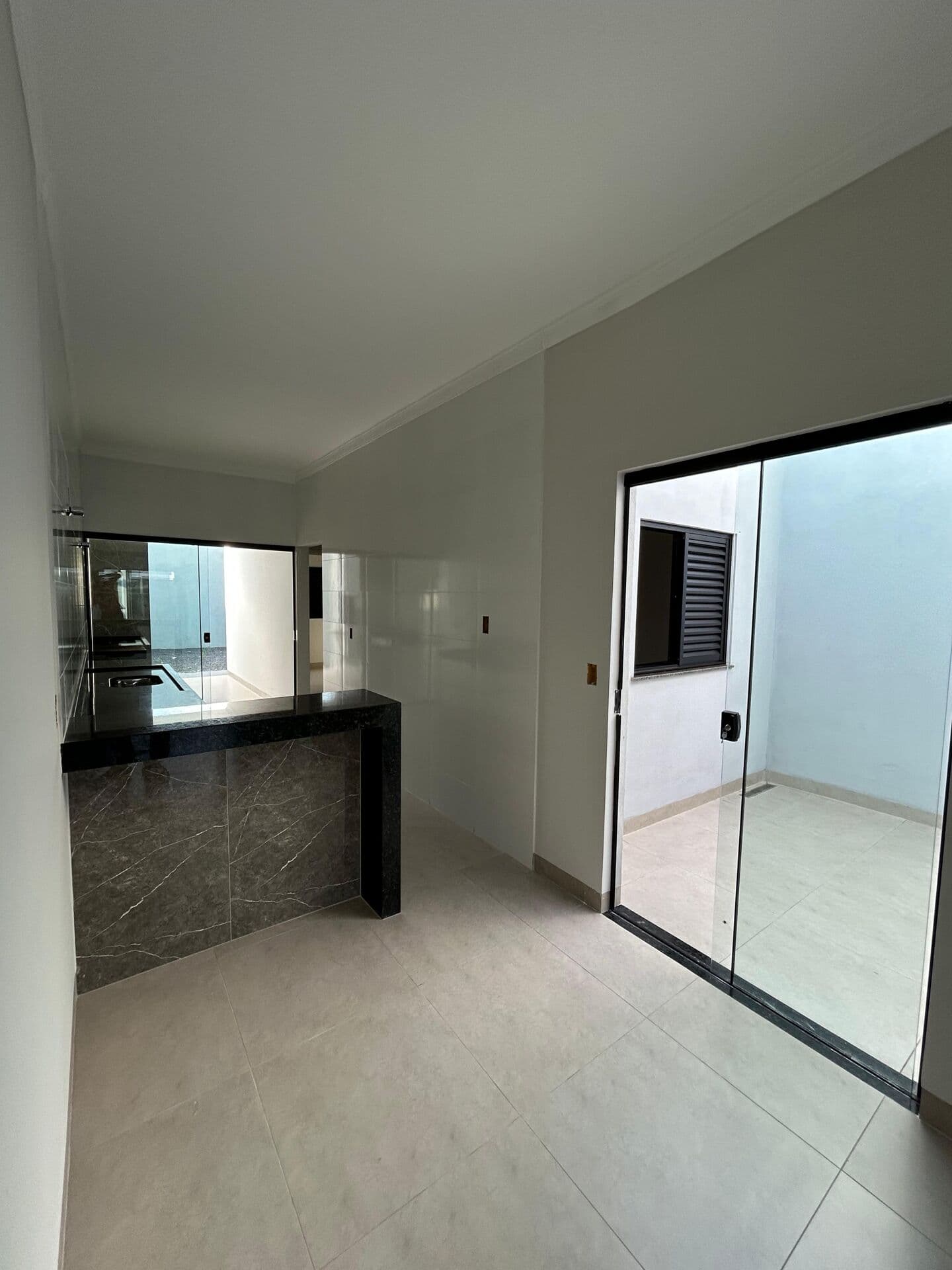 Casa à venda no bairro Novo Mundo - Uberlândia - MG