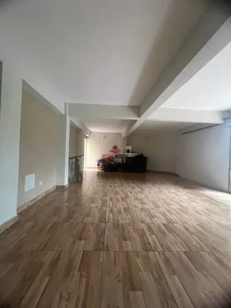 Casa com 4 quartos à venda no Bairro Laranjeiras - Uberlândia/MG