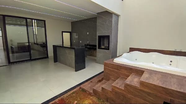 Casa com 3 quartos à venda no Bairro Aclimação - Uberlândia/MG