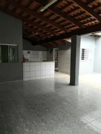 Casa com 3 quartos à venda no Bairro Santa Luzia - Uberlândia/MG