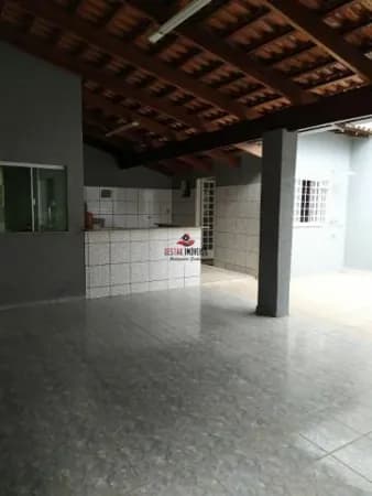 Casa com 3 quartos à venda no Bairro Santa Luzia - Uberlândia/MG