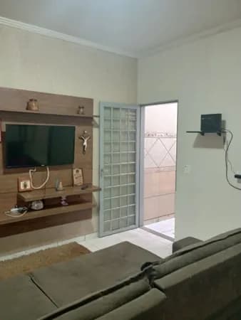 Casa com 3 quartos à venda bairro Jardim Patrícia - Uberlândia/MG