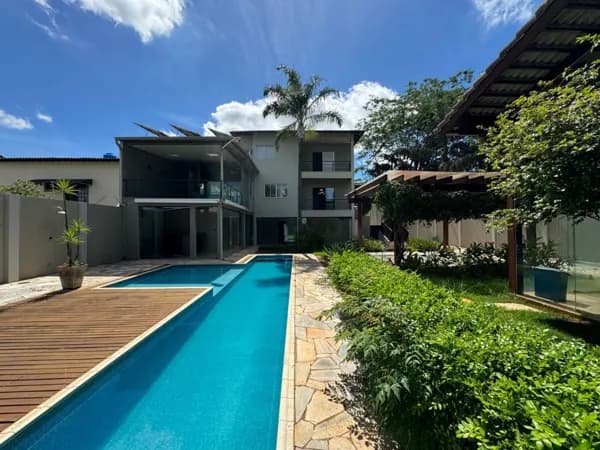 Casa com 3 quartos à venda no Bairro Cidade Jardim - Uberlândia/MG