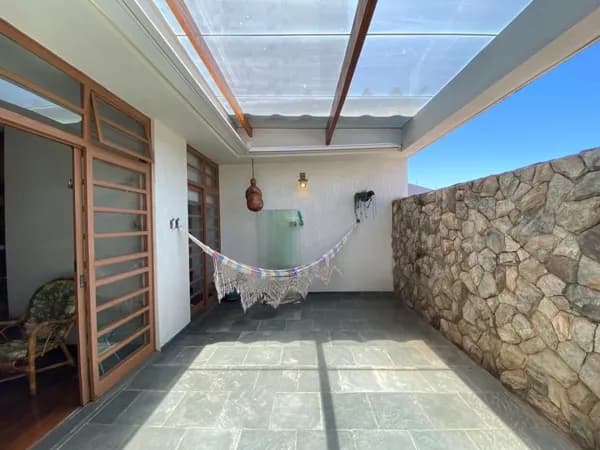 Casa com 4 quartos à venda, bairro Lidice - Uberlândia/MG