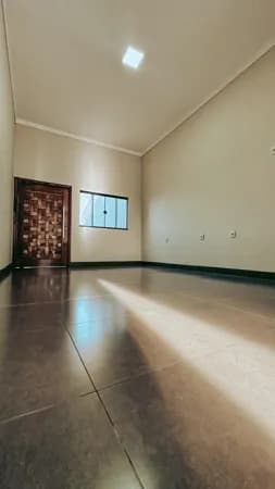 Casa com 3 quartos à venda no Bairro Portal do Vale - Uberlândia/MG