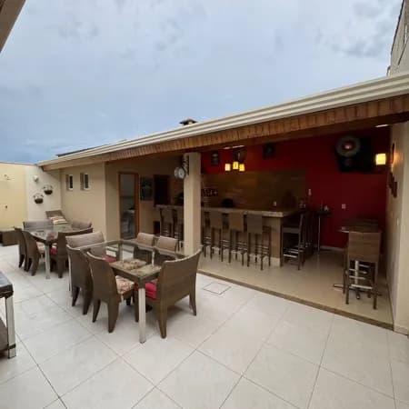 Casa com 3 quartos à venda, bairro Jardim Patrícia - Uberlândia/MG