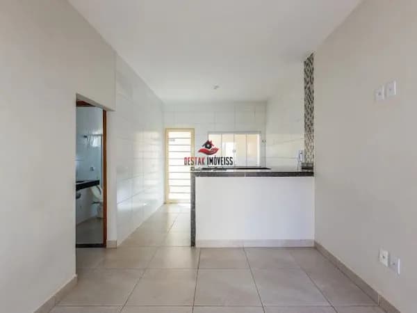 Casa com 2 quartos à venda, Bairro Luizote de Freitas - Uberlândia/MG