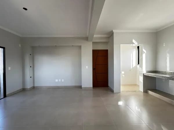Apartamento com 3 quartos à venda no Bairro Santa Mônica - Uberlândia/MG