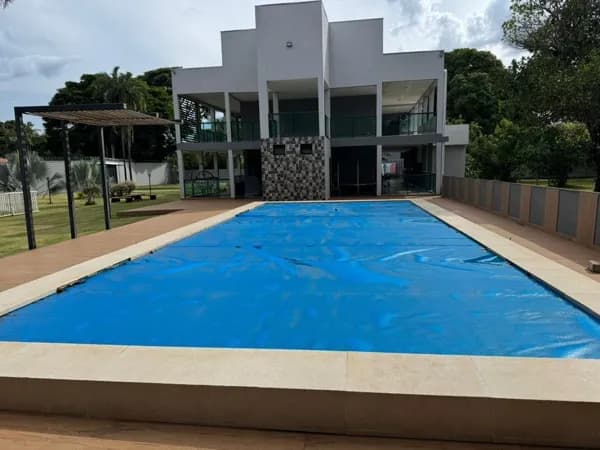 Sobrado com 5 quartos à venda, Mansões Aeroporto - Uberlândia/MG