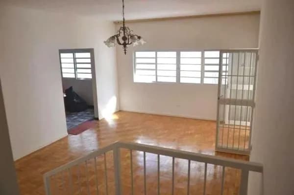Casa com 6 quartos à venda no Bairro Lidice - Uberlândia/MG
