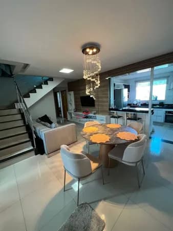 Cobertura com 4 quartos à venda, bairro Santa Mônica - Uberlândia/MG