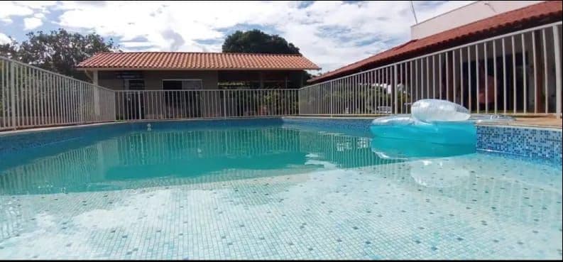 Chácara com 3 quartos à venda no Jockey Camping - Uberlândia/MG