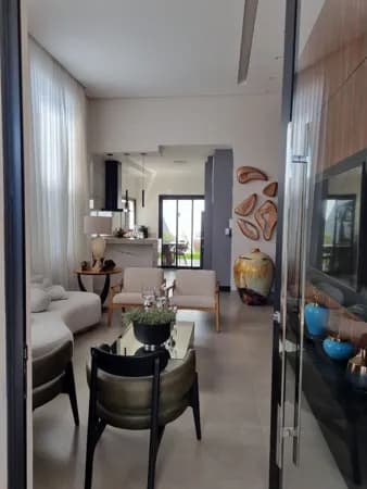 Casa com 3 quartos à venda, bairro Alto Umuarama - Uberlândia/MG